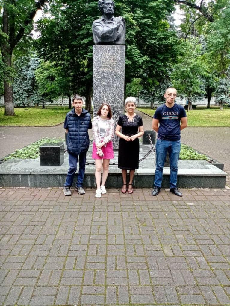 День русского языка