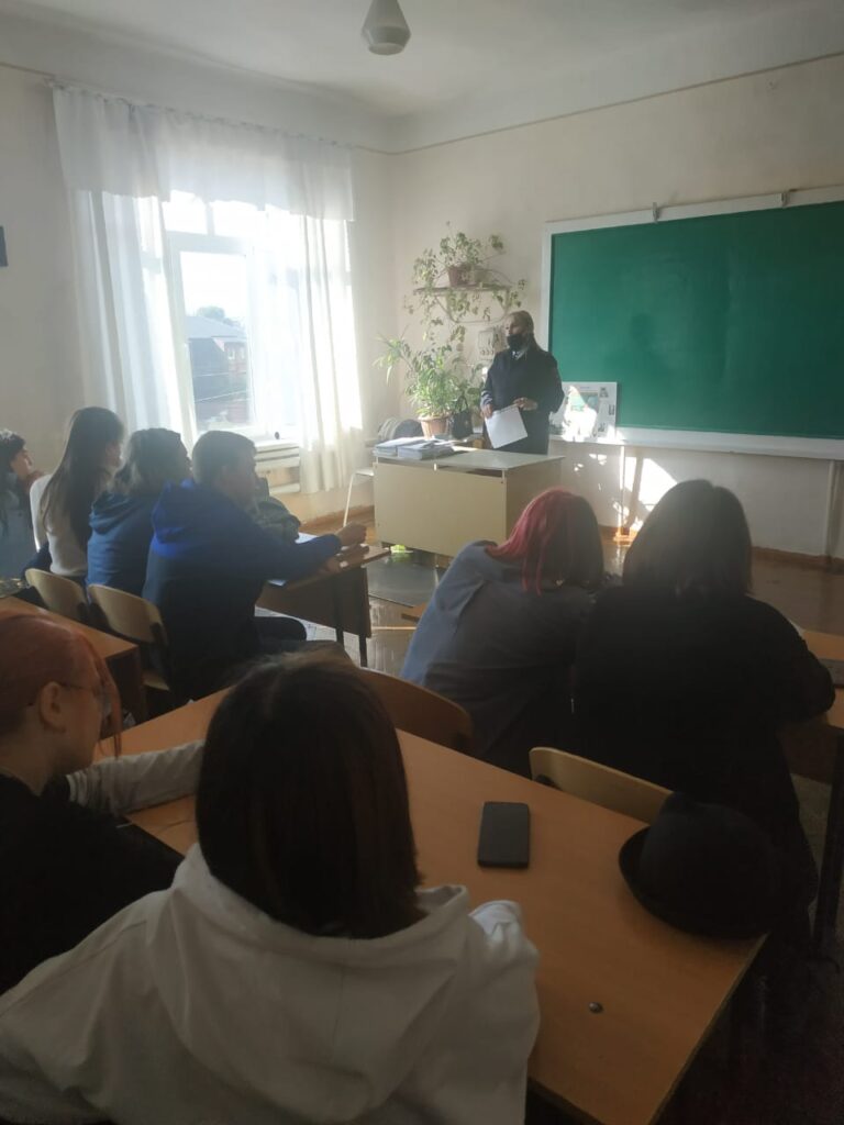 Беседа о правилах безопасности дорожного движения
